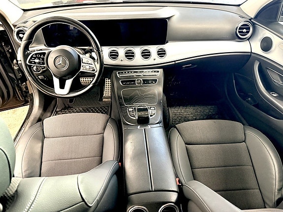 Mercedes-Benz E200 d 9 of 17
