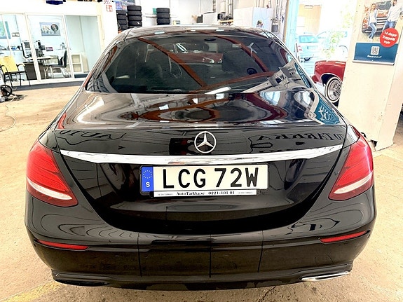 Mercedes-Benz E200 d 6 of 17