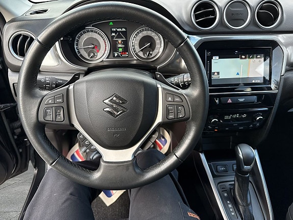 Suzuki Vitara 9 of 23