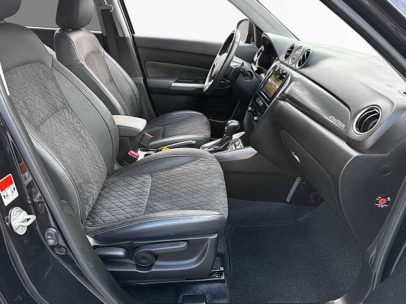 Suzuki Vitara 6 of 23