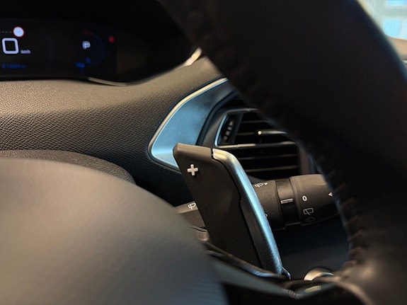 Peugeot 308 14 of 24