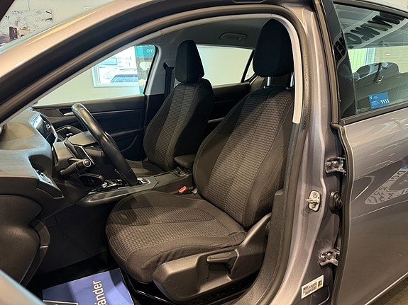Peugeot 308 10 of 24