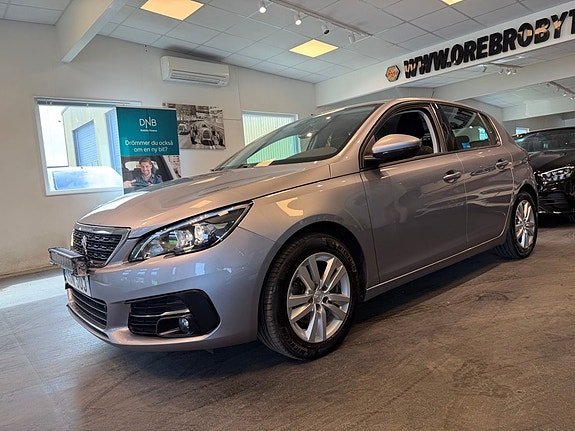 Peugeot 308 2 of 24
