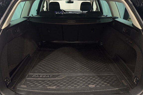Volkswagen Passat 22 of 22