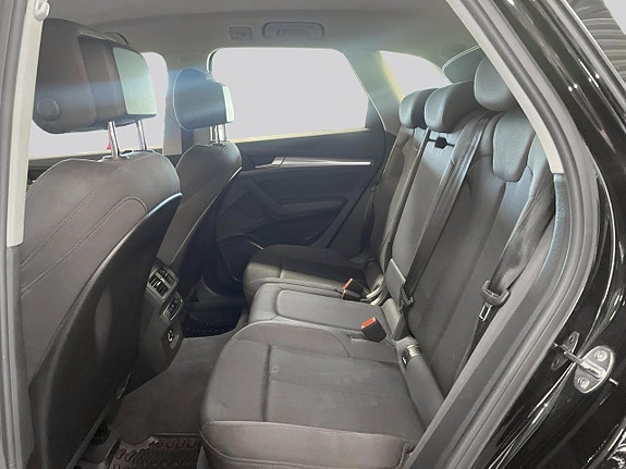 Audi Q5 9 of 19