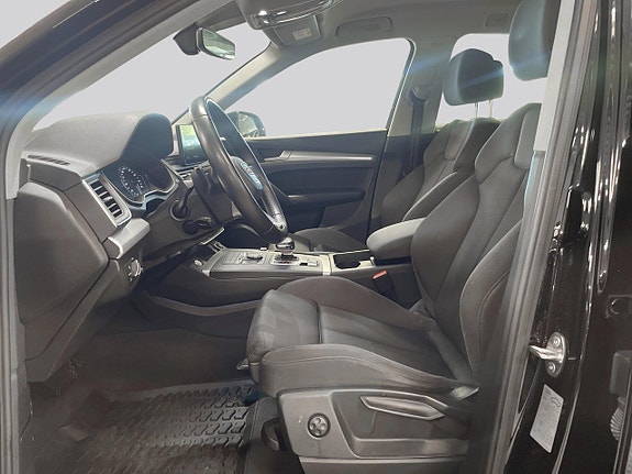 Audi Q5 8 of 19