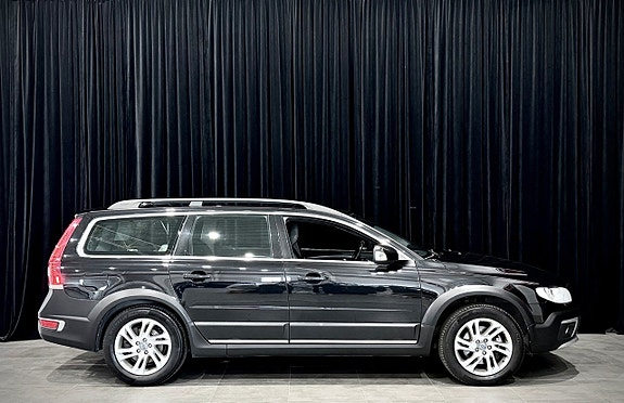 Volvo XC70 4 of 30