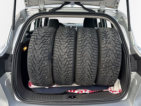 Ford Kuga 10 of 19