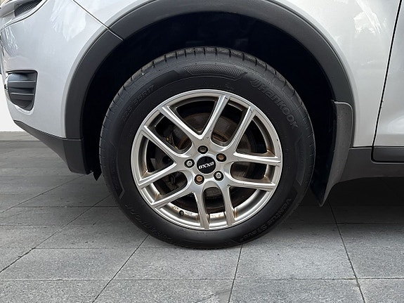 Ford Kuga 16 of 19