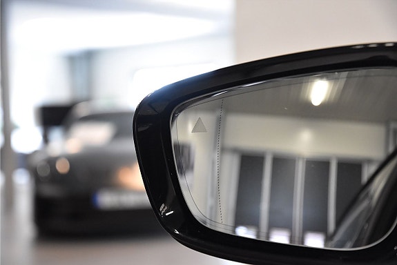 BMW i4 26 of 27