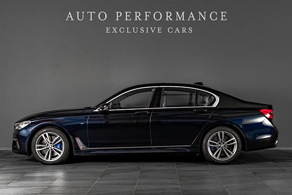BMW 750i 3 of 14