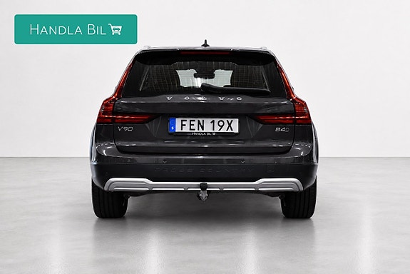 Volvo V90 Cross Country 6 of 26