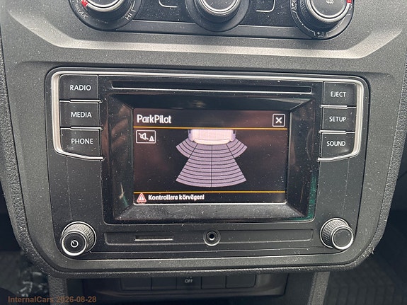 Volkswagen Caddy 14 of 30
