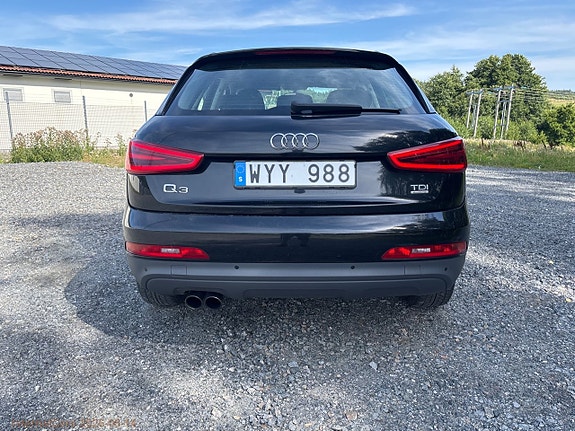Audi Q3 6 of 27