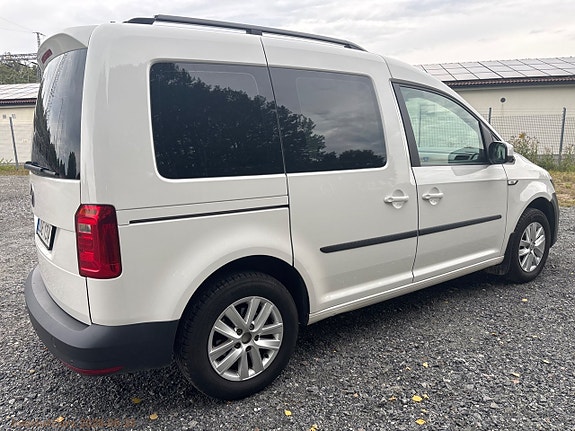 Volkswagen Caddy 5 of 30