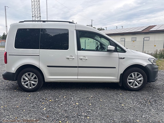 Volkswagen Caddy 4 of 30