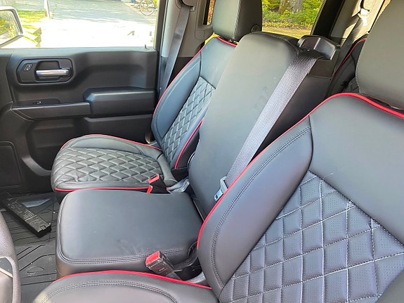 Chevrolet Silverado 1500 19 of 21