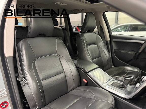 Volvo XC70 15 of 26