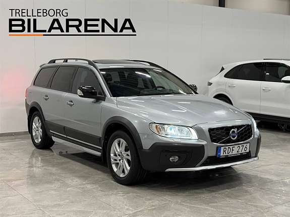Volvo XC70 2 of 26