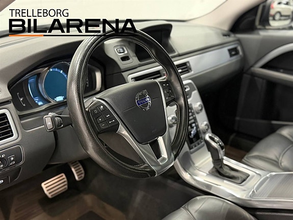 Volvo XC70 10 of 26