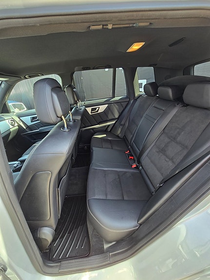 Mercedes-Benz GLK220 10 of 11