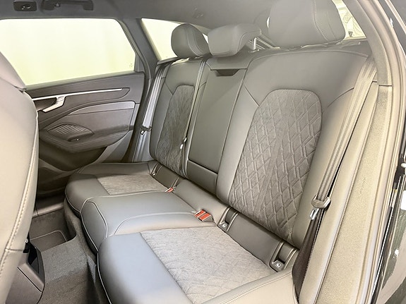 Audi A6 10 of 12