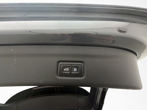 Audi Q6 e-tron 30 of 30