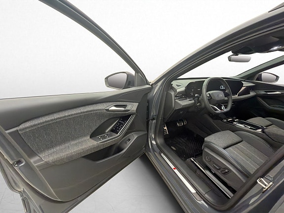 Audi Q6 e-tron 11 of 30