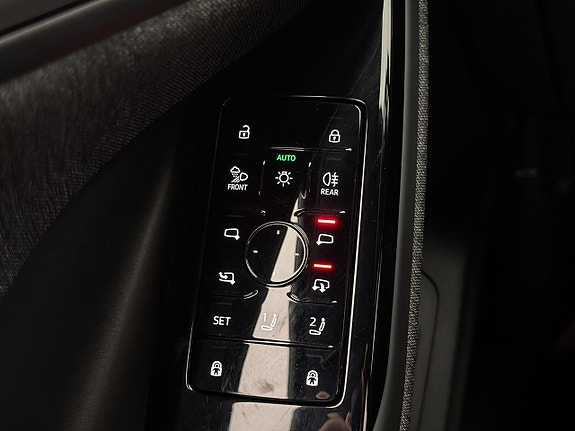 Audi Q6 e-tron 13 of 30