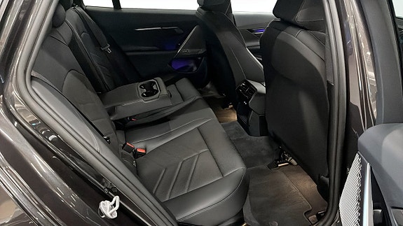 BMW 530e 5 of 9