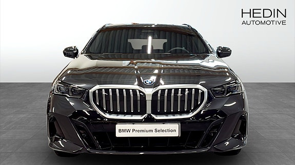 BMW 530e 8 of 9