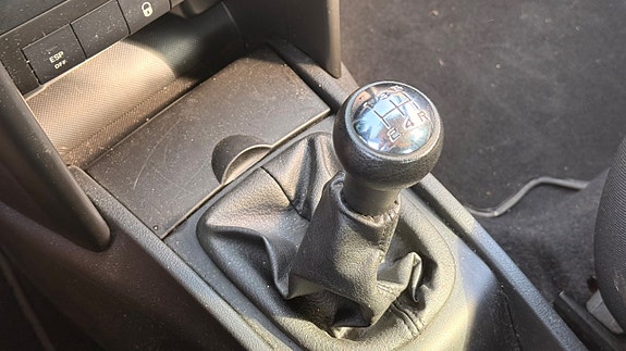 Peugeot 207 21 of 25
