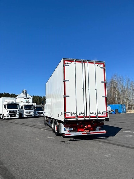 MAN TGX 26.480 6x2 5 of 15