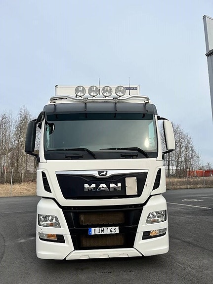 MAN TGX 26.480 6x2-2 LL Skåpbil 8 of 9