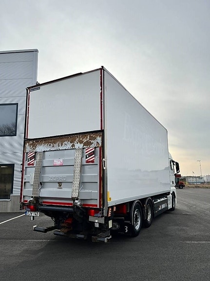 MAN TGX 26.480 6x2-2 LL Skåpbil 4 of 9