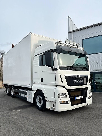 MAN TGX 26.480 6x2-2 LL Skåpbil 5 of 9