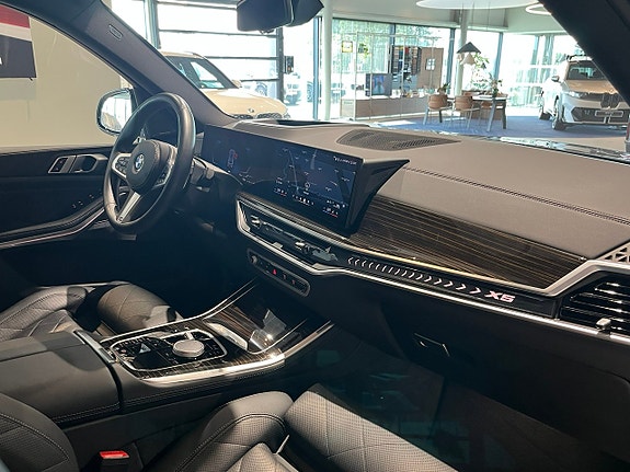 BMW X5 17 of 21