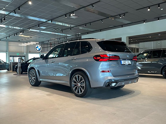 BMW X5 6 of 21