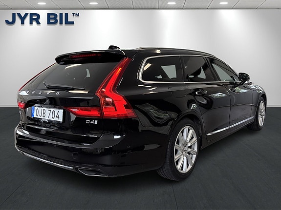 Volvo V90 3 of 30