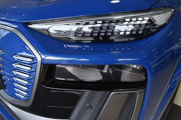 Audi Q6 e-tron 19 of 20