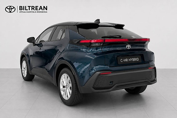 Toyota C-HR 2 of 7