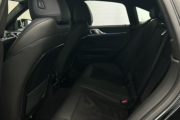 BMW i4 13 of 26