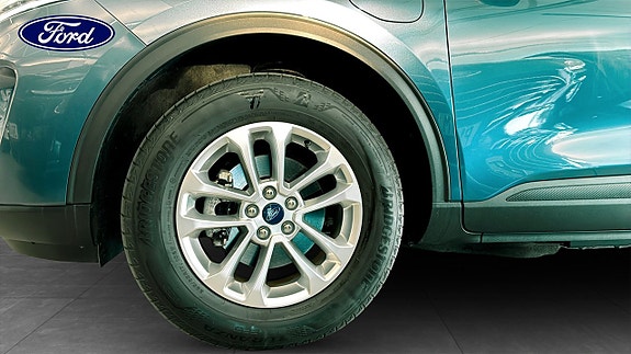Ford Kuga 9 of 9