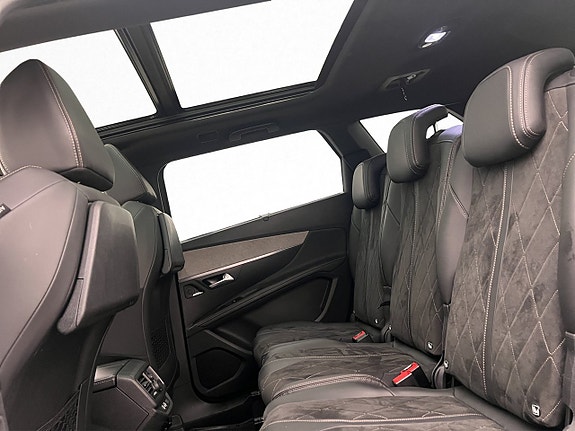 Peugeot 5008 18 of 30