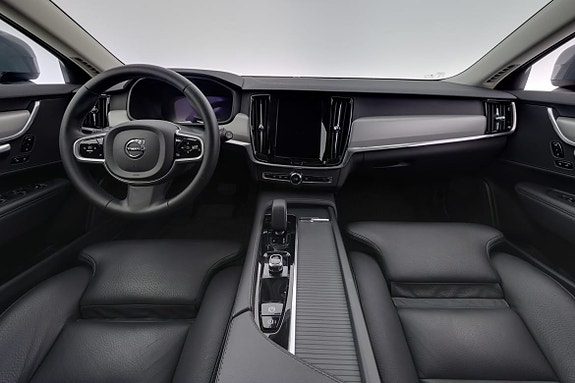 Volvo V90 Cross Country 7 of 20