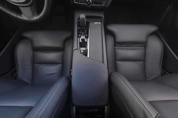 Volvo V90 Cross Country 9 of 20