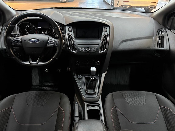 Ford Focus 6 of 15