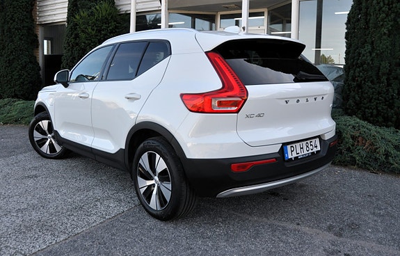 Volvo XC40 4 of 20
