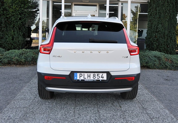 Volvo XC40 5 of 20