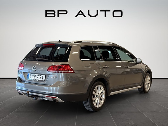 Volkswagen Golf Alltrack 4 of 24